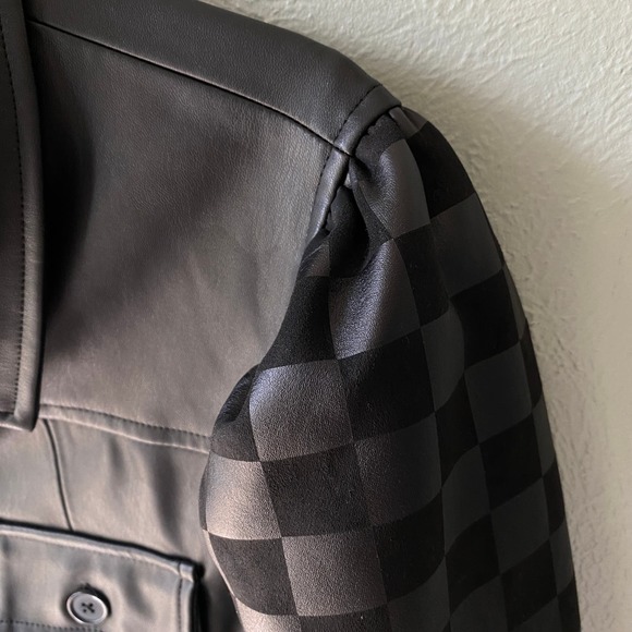 Disney Parks Her Collection Cruella de Vil Movie Faux Leather Jacket Black Sz1X - Picture 9 of 13